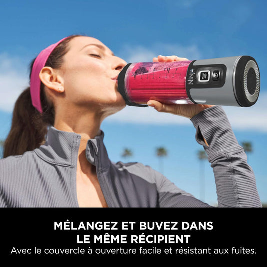 Ninja Blast Blender portable, 530 ml, couvercle résistant aux fuites et bec verseur, mini blender sans fil puissant, rechargeable, smoothies, shakes protéinés, mixe fruits et glaçons, noir, BC151EUBK